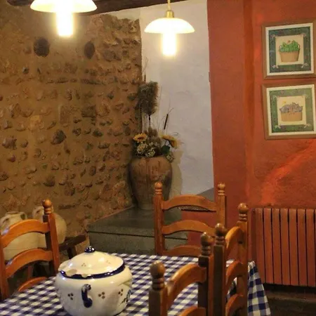 Welcoming House In With Fireplace Santa Cruz de Moncayo
