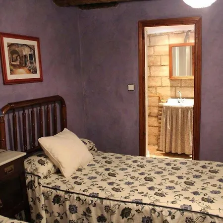 Welcoming House In With Fireplace Casa de Férias *